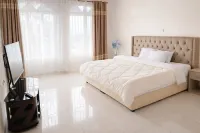 Africa Luxury Tours & Accommodation - 2 estrellas