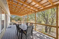Hye Life in the Hill Country!