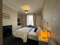 Anchor Hotel