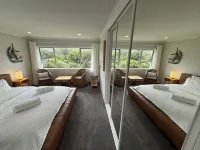 Waiake Beach Apartments Hotels near Orewa Beach