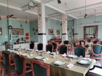 Umaid Palace - Luxury Resort Near Jaipur Close to Bhangarh & Chand Baori Stepwell Abhaneri - breakfast