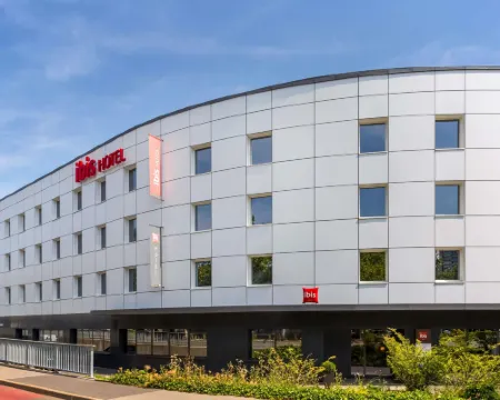 ไอบิส เจนีวา เปอตีลองซี โรงแรมในเจนีวา