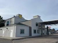 Super 8 by Wyndham Sidney NE Hotels in Sidney
