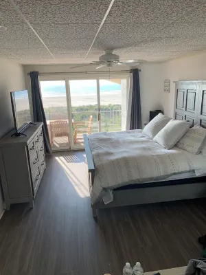 Welcome to Paradise! Breathtaking Ocean Front -Top Floor Condo - 2 estrellas