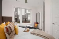 King Suites 3BR Retreat 2-car Garage East Nashville - Bungalows