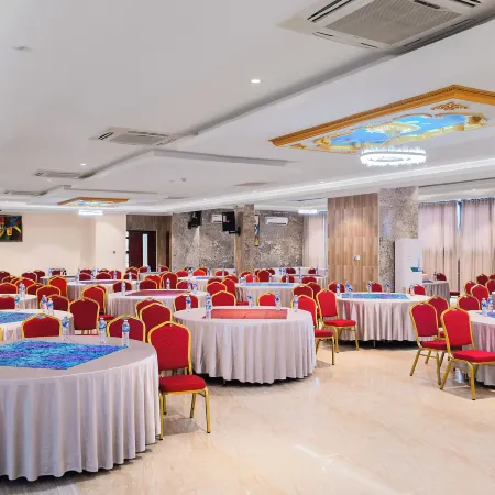 Bon Hotel Pearl Jabi Lake