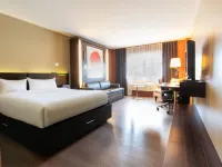 Hotel Must Отели рядом с достопримечательностью «Большая Аллея»