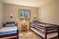 헤일리 중심부에 위치한 프라이빗 펫프렌들리 3 베드룸 홈, 차고 포함