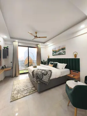 Arth Studios | Omaxe Hazratganj | Gomti Nagar Ext - Apartments