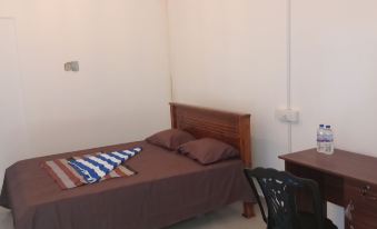 Amaya Hostel and Restaurant