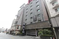 Iksan May 7 Hotel - Motels