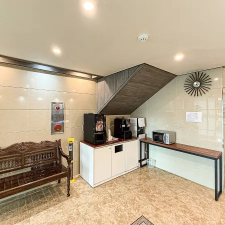 Ritz Motel Yeosu