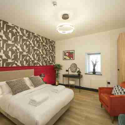 The Sixty 19 Stylish Studios and Apt. Rooms