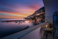 AMALFI GALLERY