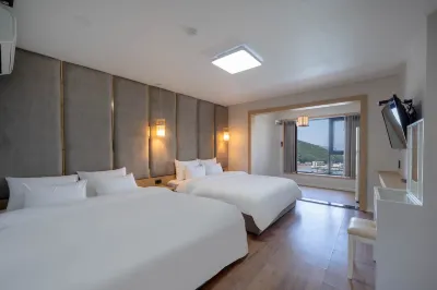 Brown Dot Hotel Geoje Geunpo Port Hotels in 
