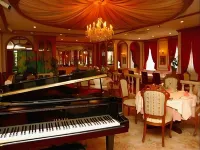 Kochi Palace Hotel