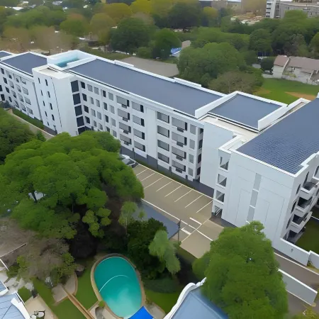 Mint Hotel Rosebank Отели рядом с достопримечательностью «Radiopark Building»