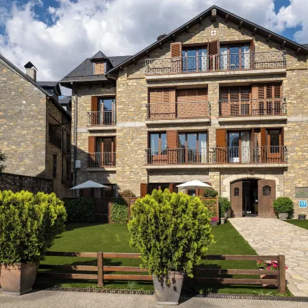 Villa de Plan Apartments&Suites