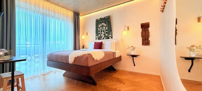 Modern Studios Steps from Piața Romană Hotels in Бухарест