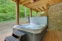 Luxury Hocking Hills Retreat w/ Indoor Sportcourt - Homestays