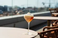 Wine & Books Porto Hotel - Baarit