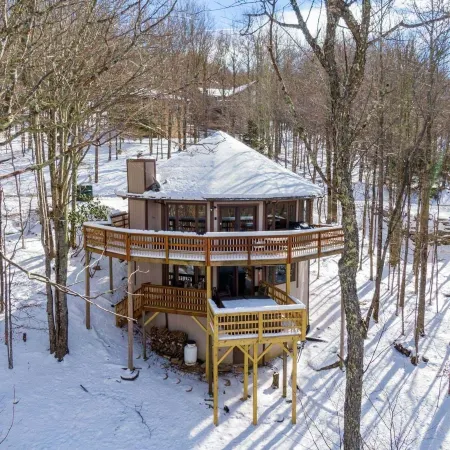Vista 360 - Roundhouse With Views, AC, 1mi From Beech Ski-