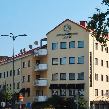 Arctic Light Hotel