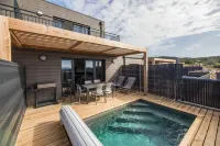 Lecci Villa With Outdoor Pools