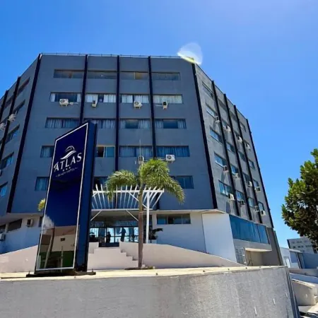 Atlas Beach Hotel Отели рядом с достопримечательностью «Пляж Сабиагуаба»