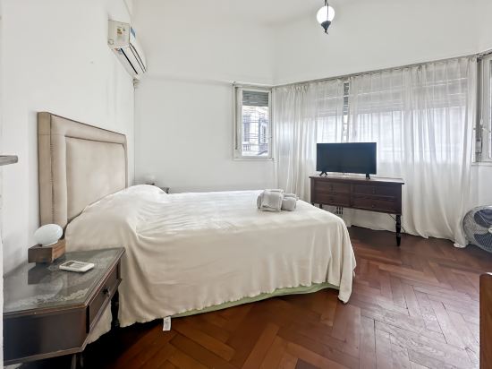 Charming 2-Bedroom Apartment in the Heart of Buenos Aires