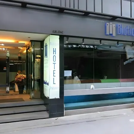 Blutique Hotel Отели рядом с достопримечательностью «Башня Баййок»