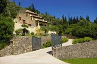 Natalia Loft Apartment C with Panoramic Sea Views of Agios Gordios Bay