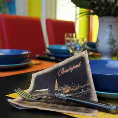 Vibrant 3 Bedroom Apartment in the Pulsing Heart of Budapest Dining/Meeting Rooms
