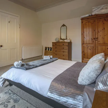 Charming Townhouse on North Coast 500 Route, Wick Отели в г. Вик