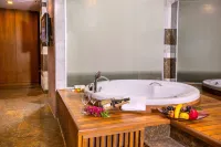 Sherwood Blue Belek - Adults Only - vasca da bagno