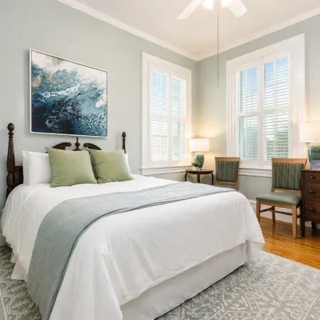 The Edenton Collection-Captain's Quarters Inn Hotels in Edenton