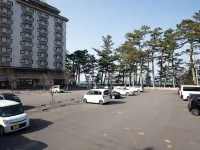 Hotel Castle Inn Ise Meotoiwa - ที่มีที่จอดรถ