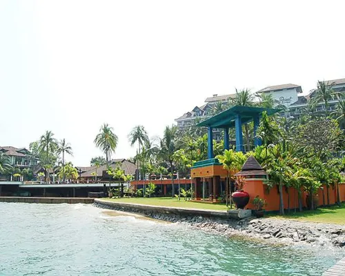โรงแรมระยองรีสอร์ท ภายนอก  Photos