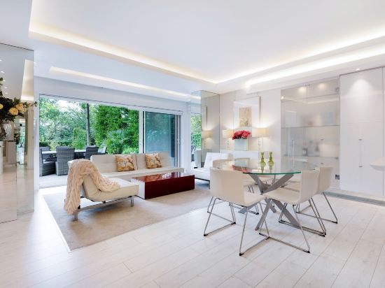 The White Peace Garden 3 bed Hampstead - by Out of Office Lifestyle