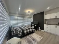 Cozy , spacious and comfortable house. Pet friendly! And close to everything!!! - 3-Star