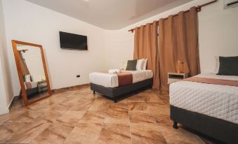 Hotel Crossman
