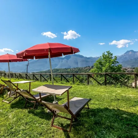 Family Friendly Rosa House Amazing View - Happy Rentals