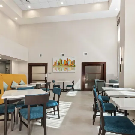 Hampton Inn & Suites Houston - Rosenberg