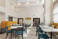 Hampton Inn & Suites Houston - Rosenberg - breakfast