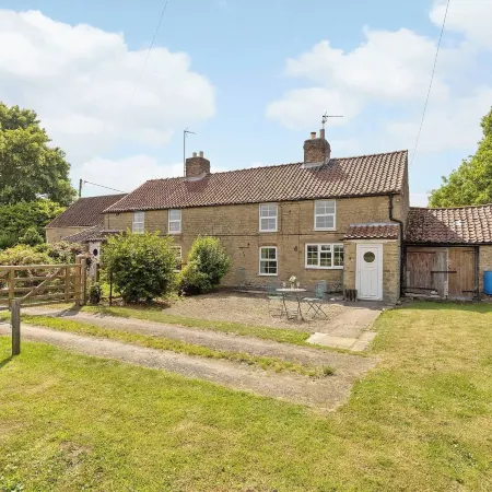 Cosy Cottage in Rural Location With Lovely Country