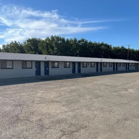 Motel 6 Artesia, NM