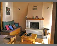 Kamares Boutique Suite in a Restaured Venetian domain - balcony