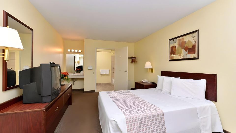 Americas Best Value Inn-Pittsburgh Airport