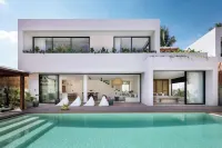 Tias Villas - مسبح خاص