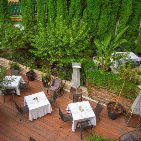 Hotel Carpathia